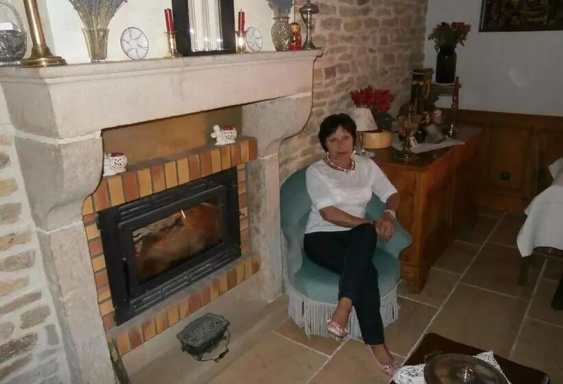 تختخواب و صبحانه Logis Saint Martin