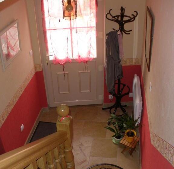 مبيت وإفطار Logis Saint Martin