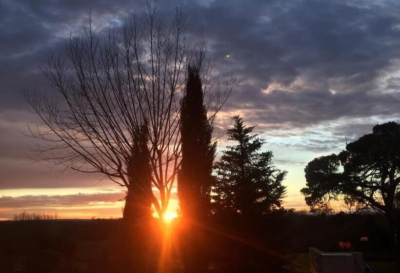 ベッドアンドブレックファースト Maison D Hôtes Hameau De Taur