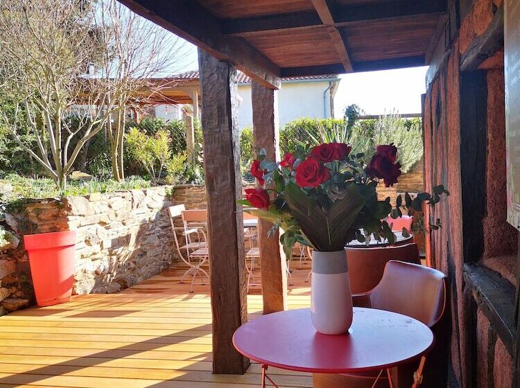 ベッドアンドブレックファースト Maison D Hôtes Hameau De Taur