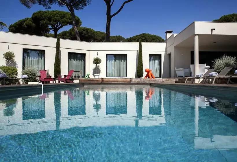 تختخواب و صبحانه Villa Californie