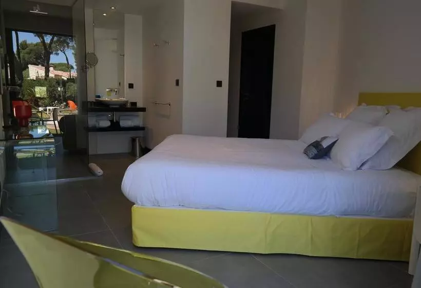تختخواب و صبحانه Villa Californie