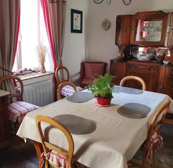 Aamiaismajoitus (B&B) Villa Les Palmiers