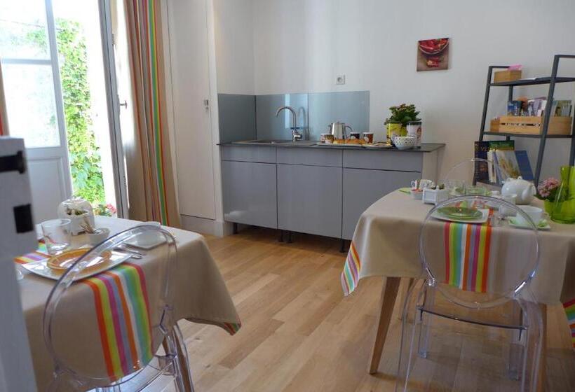 مبيت وإفطار Les Versaillaises