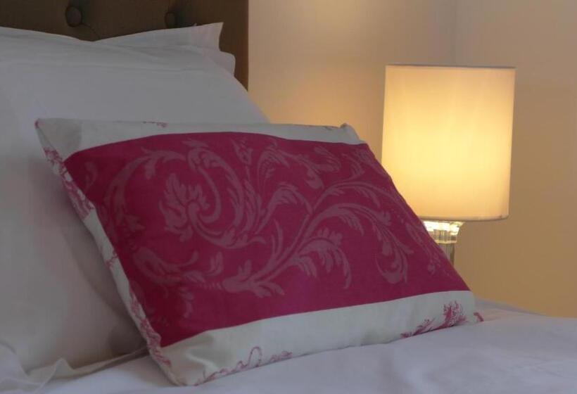 مبيت وإفطار Les Versaillaises