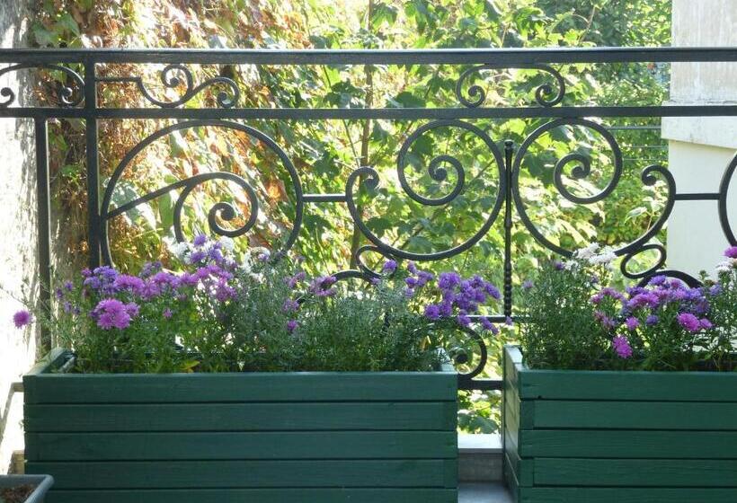 مبيت وإفطار Les Versaillaises