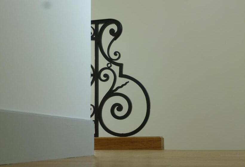 مبيت وإفطار Les Versaillaises