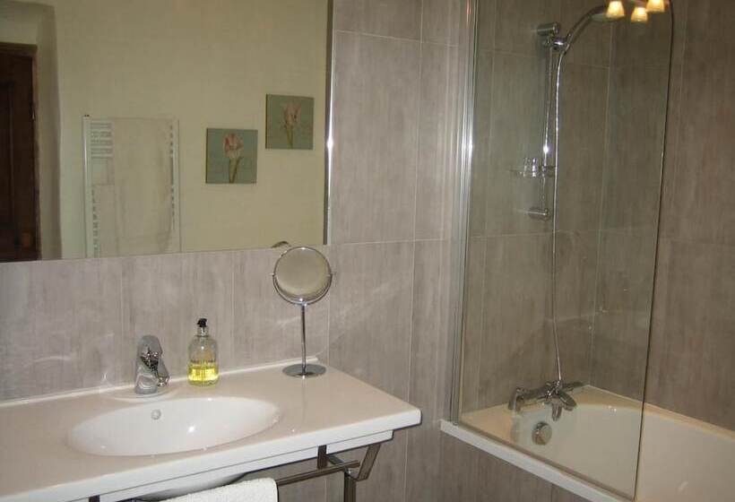 Bed and Breakfast Auberge Du Vin