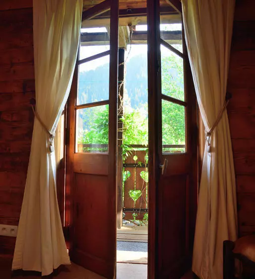 Bed and Breakfast Chalet Cannelle