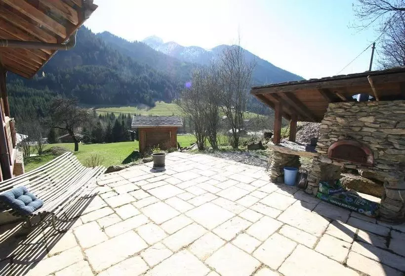 Bed and Breakfast Chalet Cannelle