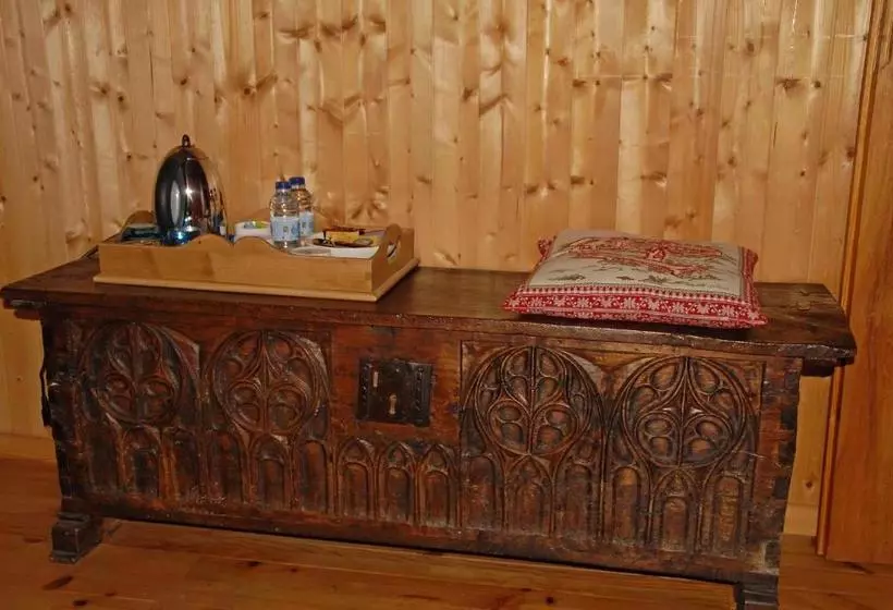 تختخواب و صبحانه Chalet Des Burdines