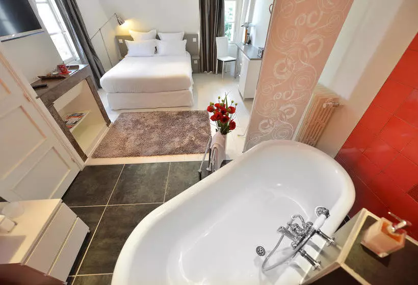 تختخواب و صبحانه Chambres D Hôtes Villa Pascaline