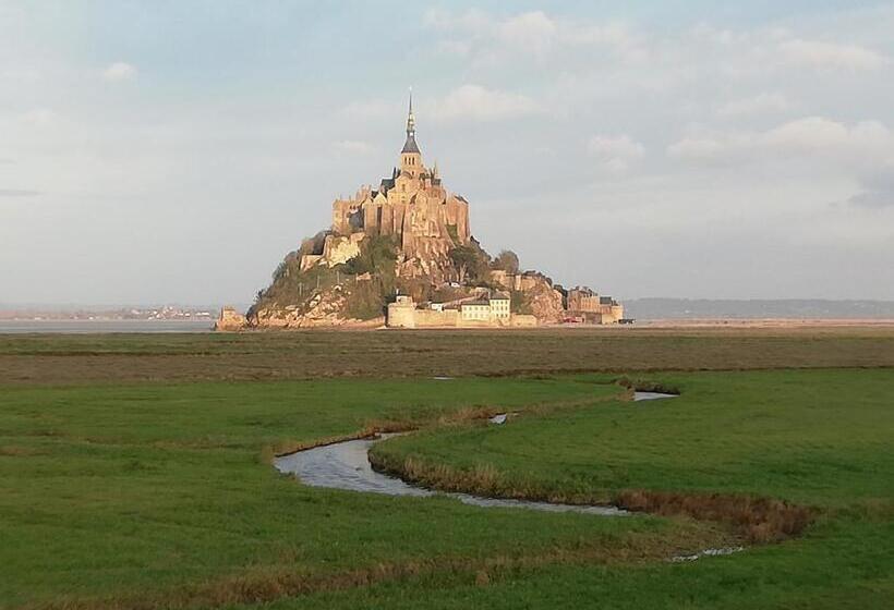 مبيت وإفطار Chambres D'hôtes Les Fleurettes En Baie Du Mont Saint Michel