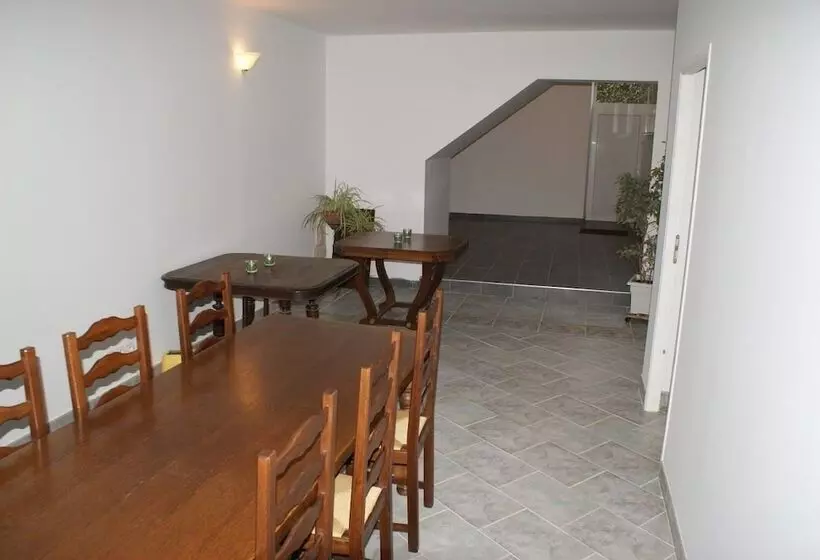 Aamiaismajoitus (B&B) Crezilles Hotes