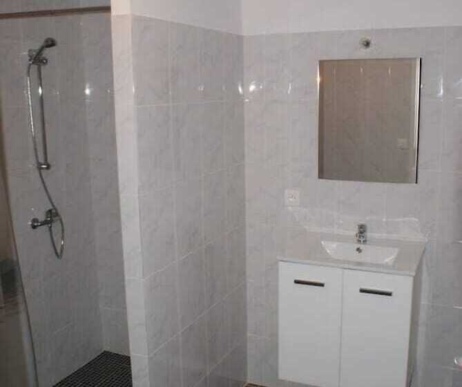 مبيت وإفطار Crezilles Hotes