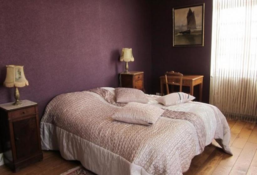 Aamiaismajoitus (B&B) Domaine De Belcayre