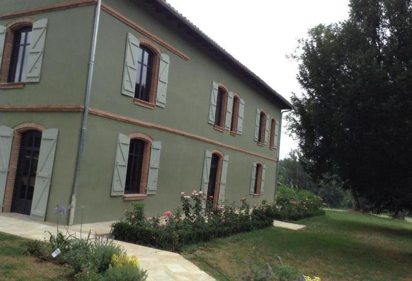 Aamiaismajoitus (B&B) Domaine De Belcayre