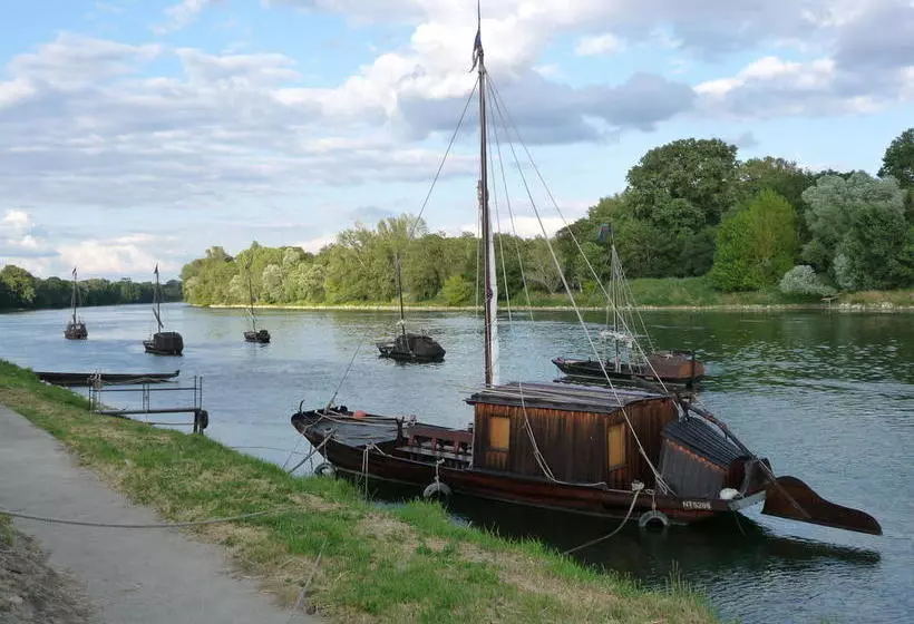 Aamiaismajoitus (B&B) Escale De Loire
