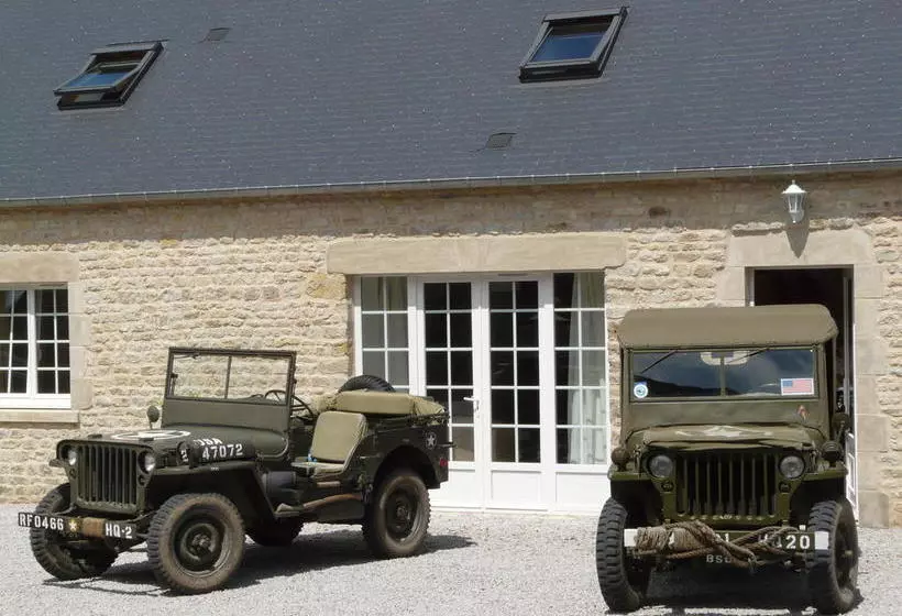 Aamiaismajoitus (B&B) Ferme De Riou