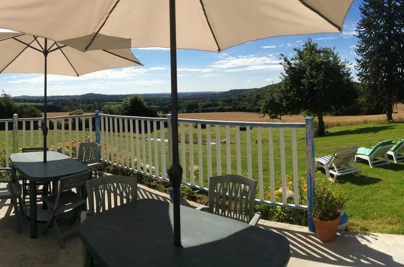 צימר L Araucaria Chambres D Hôtes Et Gîte