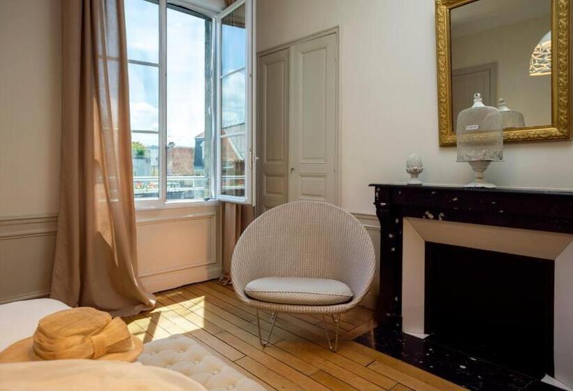 住宿加早餐 La Demeure Des Sacres Cathédrale