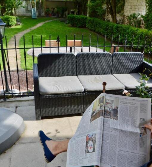 住宿加早餐 La Demeure Des Sacres Cathédrale