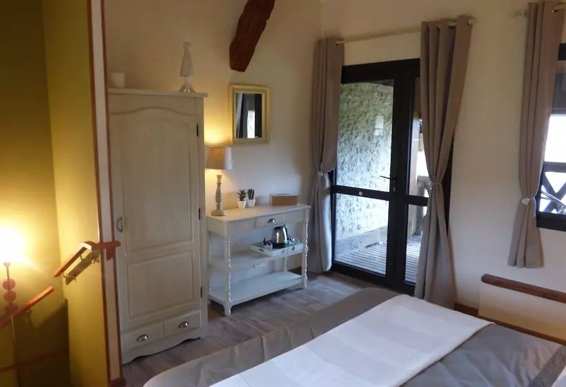 تختخواب و صبحانه La Romantique