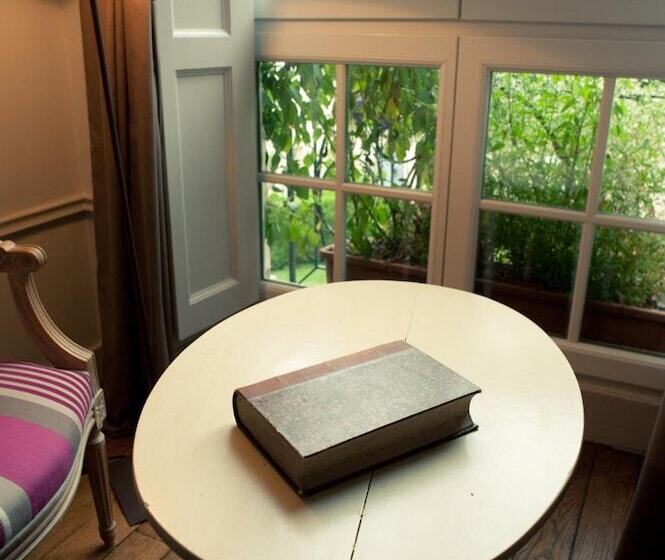 مبيت وإفطار Le Château De La Vierge