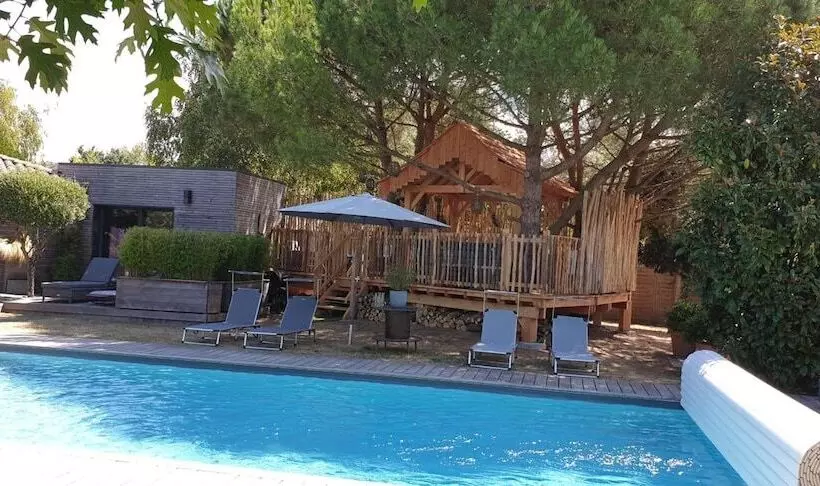 ベッドアンドブレックファースト Le Clos Des Romarins