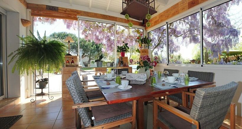 Bed and Breakfast Le Clos Des Romarins