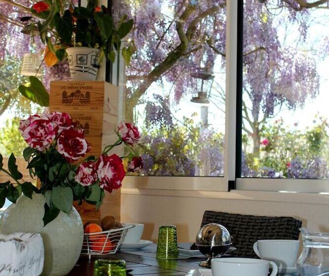 Bed and Breakfast Le Clos Des Romarins