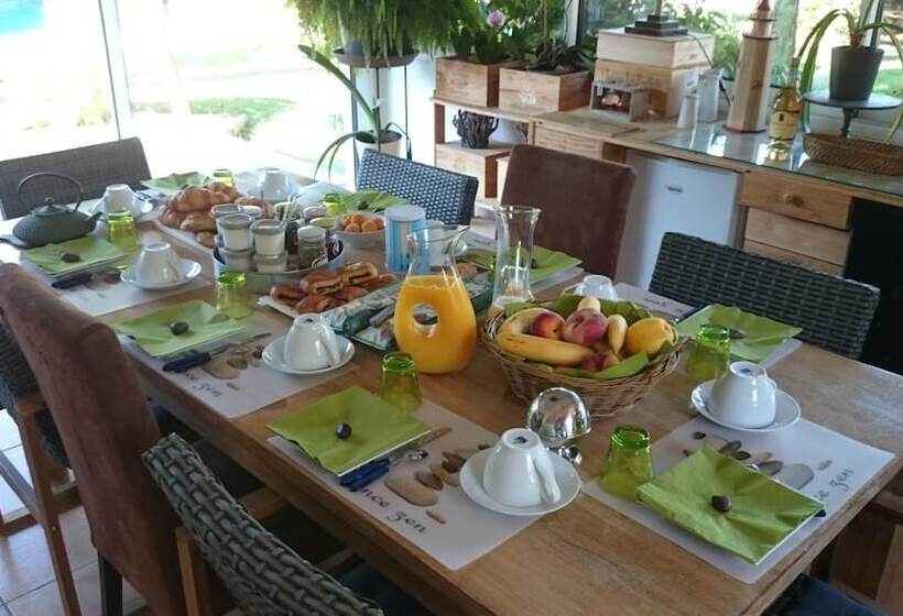 Bed and Breakfast Le Clos Des Romarins