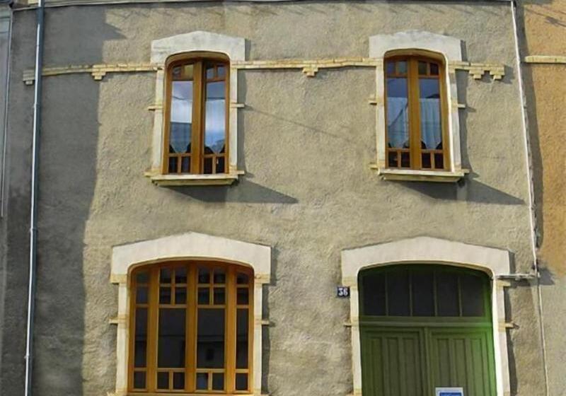 مبيت وإفطار Le Petit Quernon