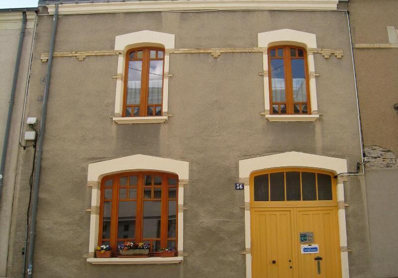 مبيت وإفطار Le Petit Quernon