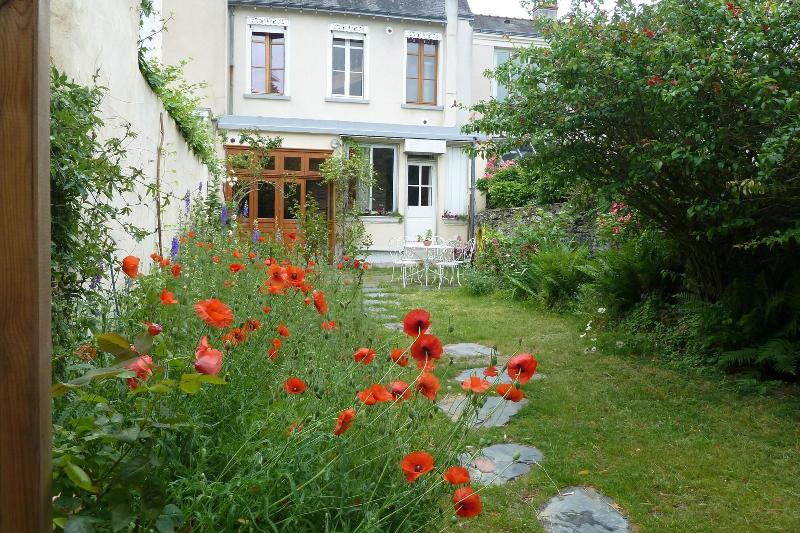 مبيت وإفطار Le Petit Quernon