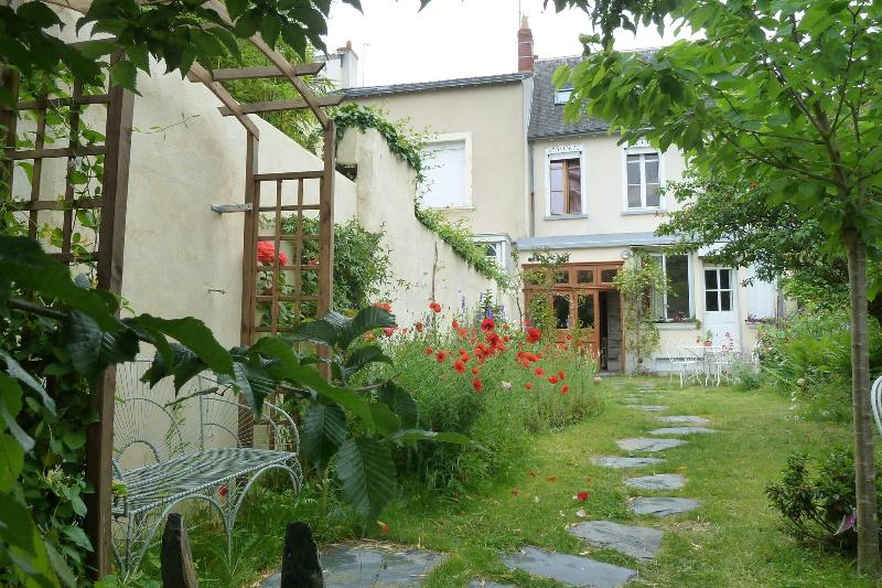 مبيت وإفطار Le Petit Quernon