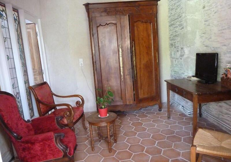 مبيت وإفطار Le Petit Quernon