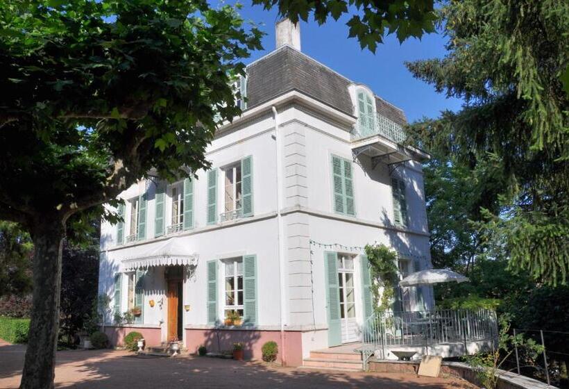 مبيت وإفطار Les Jardins De L'hacienda