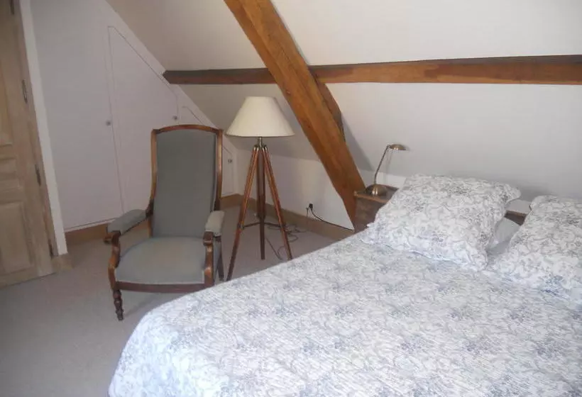 Aamiaismajoitus (B&B) Les Vieux Guays