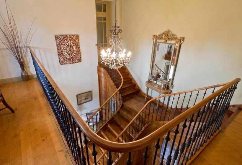 ベッドアンドブレックファースト Maison D Hôtes De Charme Les Bruhasses