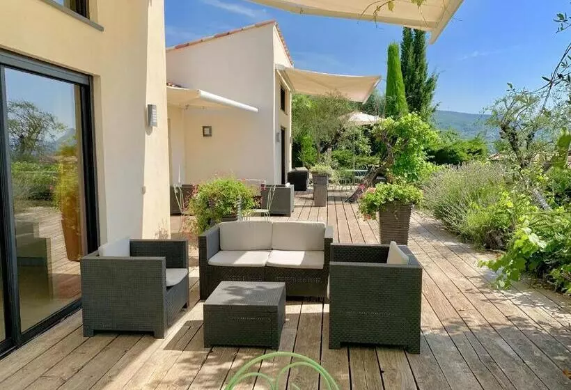 تختخواب و صبحانه Maison D'hôtes Bleu Azur