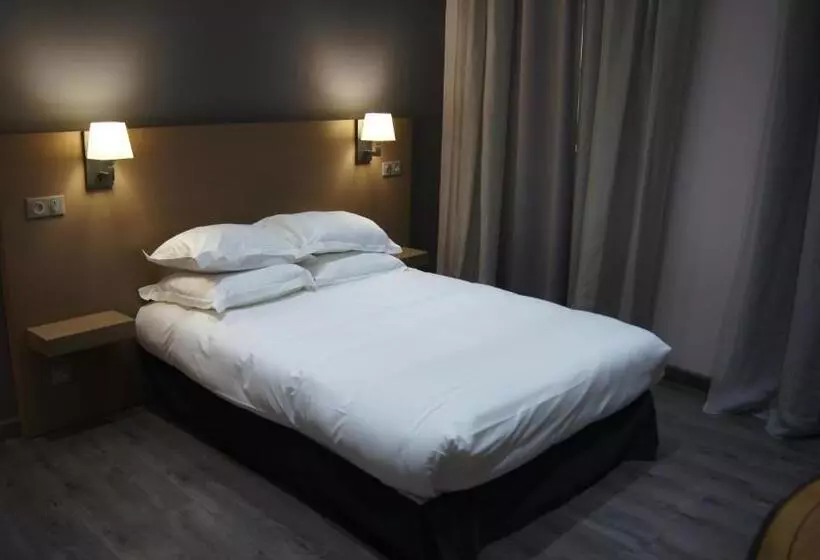 ホテル Auberge Du Cheval Blanc