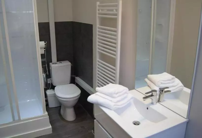 ホテル Auberge Du Cheval Blanc