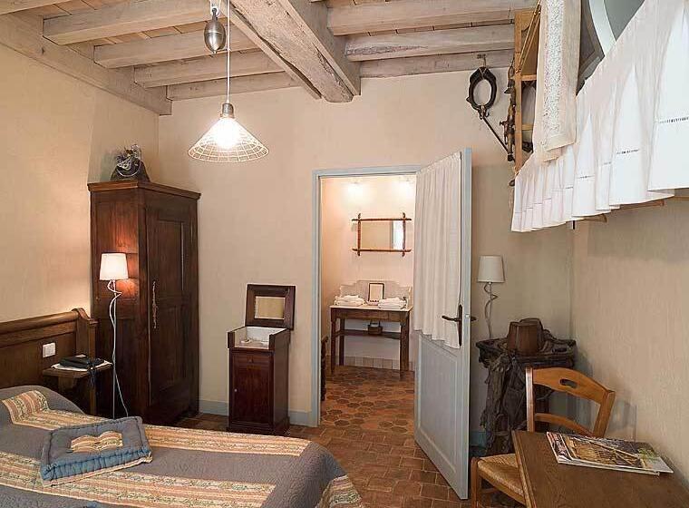 Отель De La Beursaudiere