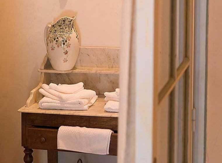 Отель De La Beursaudiere