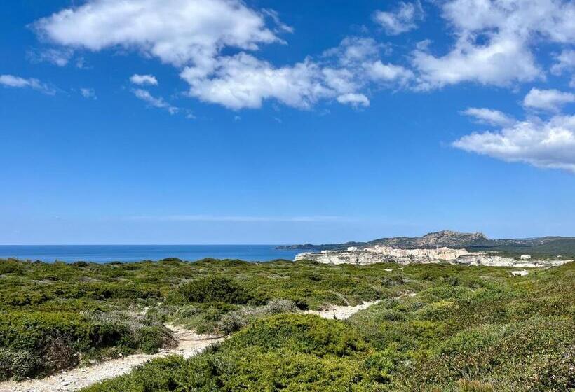 فندق Domaine De Licetto