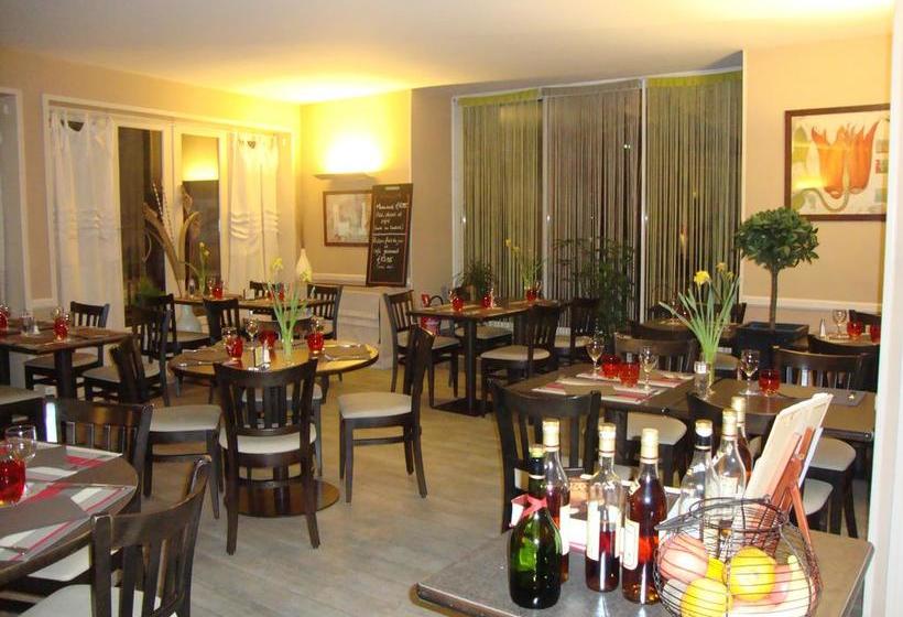 호텔 Hôtel Restaurant De La Place