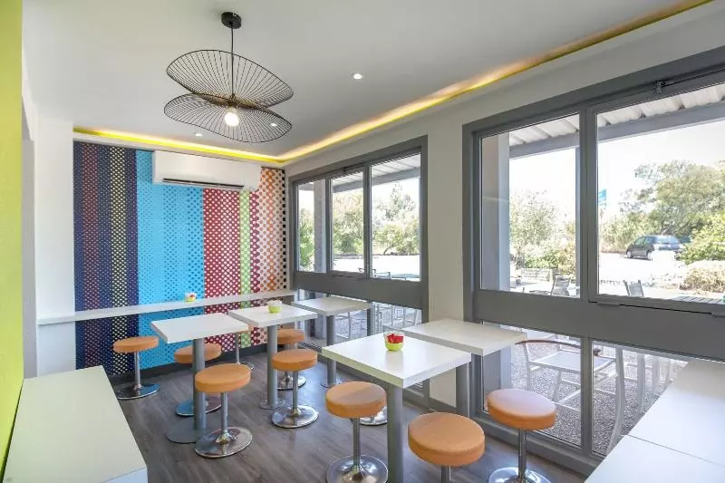 هتل Ibis Budget Fréjus Capitou