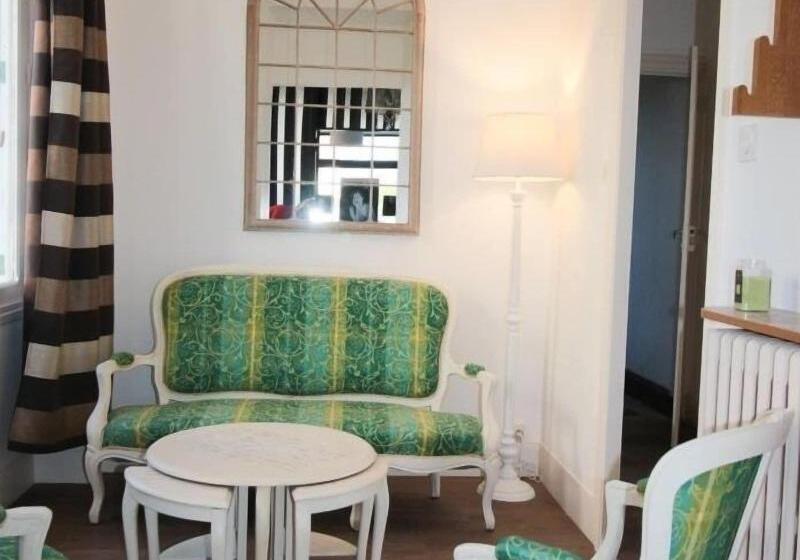 فندق Logis Hôtel & Restaurant Au Clos Paillé Charme & Caractère