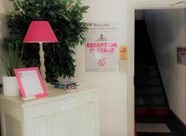 בית מלון כפרי Terminus Hôtel Des 3 Vallées